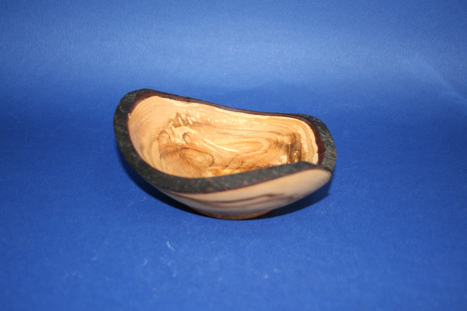 Miska drevená – s kôrou
