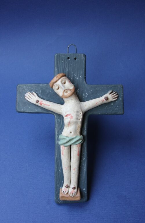 Plastika Kristus na kríži (originál)
