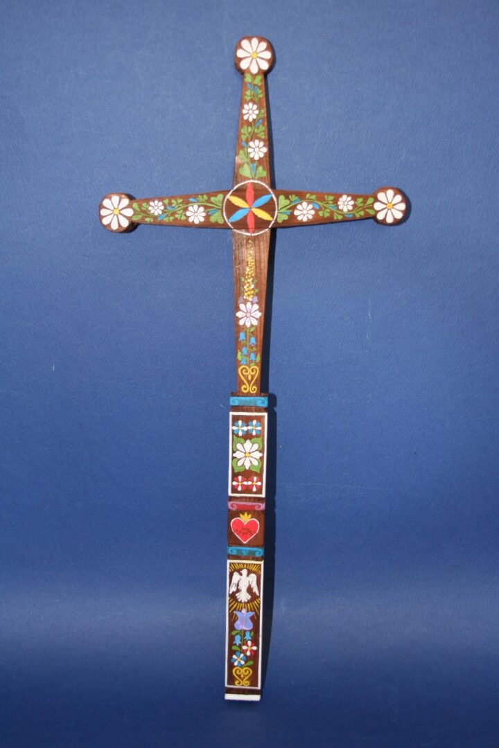 kríž maľovaný detviansky