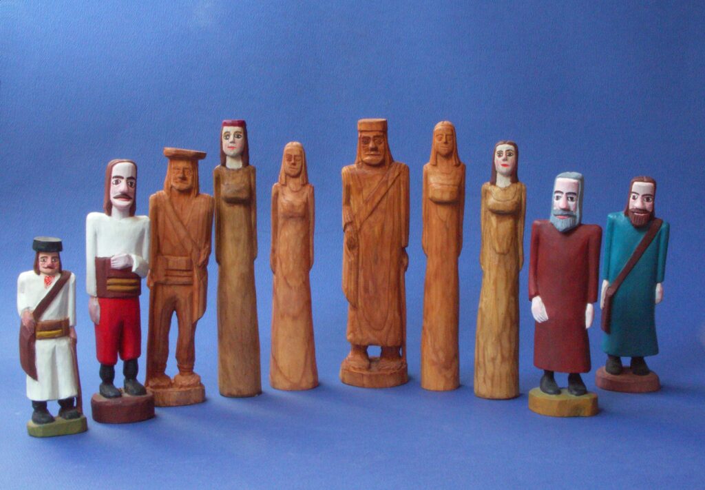 Figúrky drevené – rôzne motívy