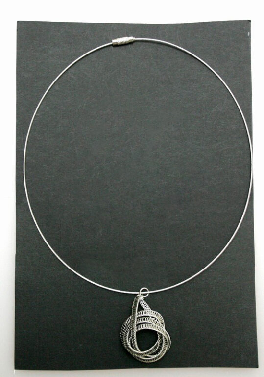 náhrdelník drôtený c