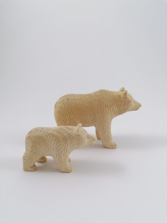 Zvieratko drevené vyrezávané – medvedík