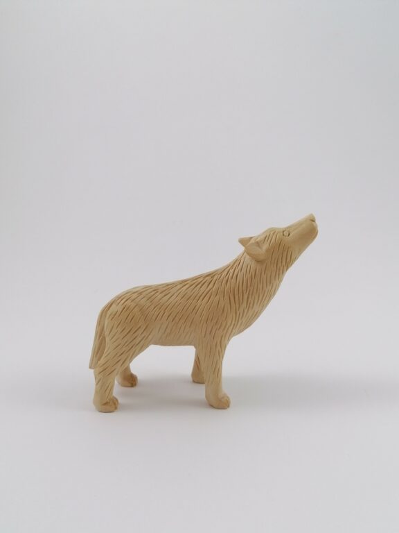 Zvieratko drevené vyrezávané – vlk