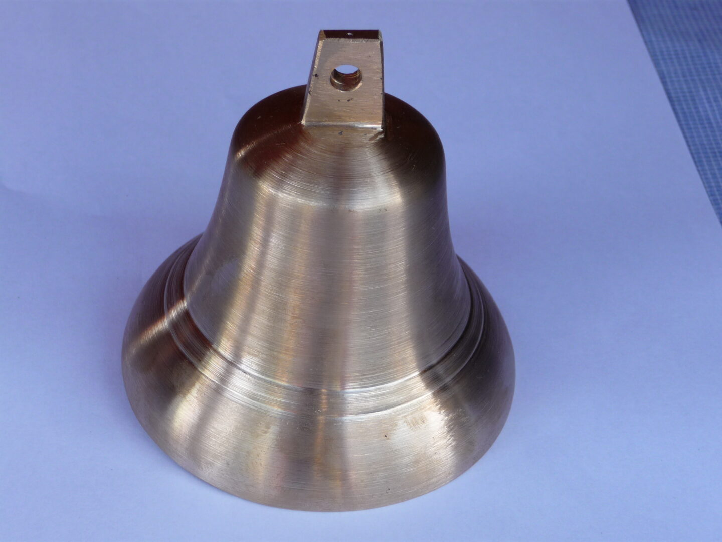 zvonec bronzový odlievaný