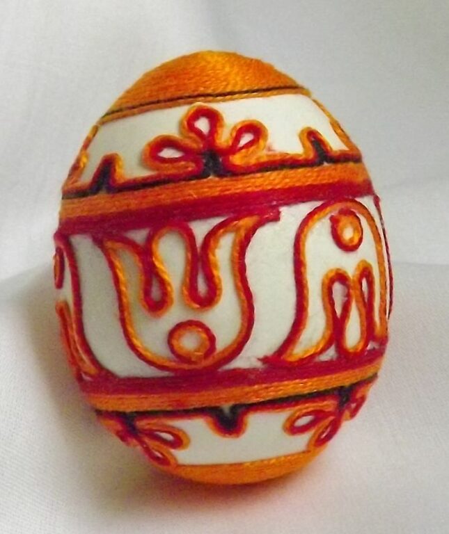 Kraslica oblepovaná bavlnkou b