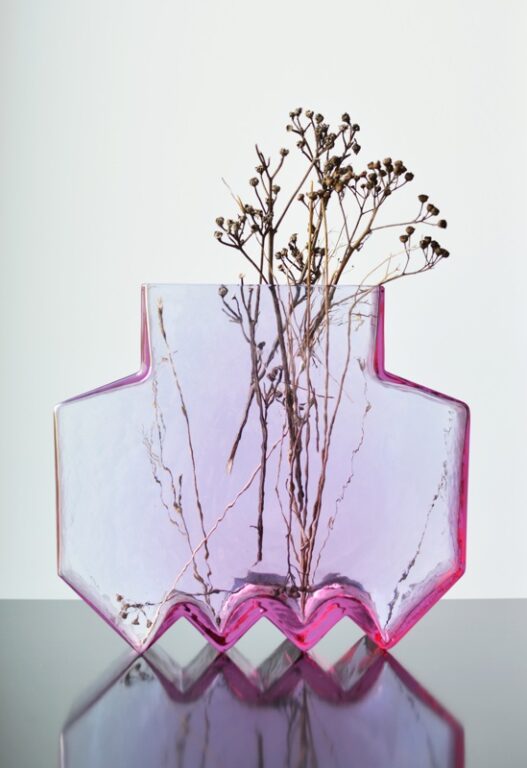 Show photo Kolekcia sklených váz VVVASE – autorka Kristína Ligačová