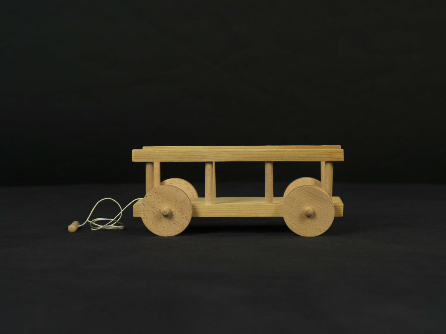 Rebrinák drevený hračka