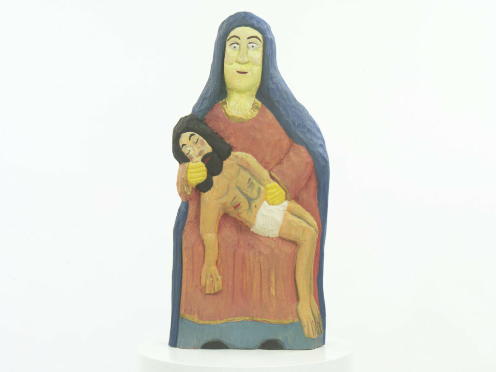 Plastika drevená maľovaná-Pieta