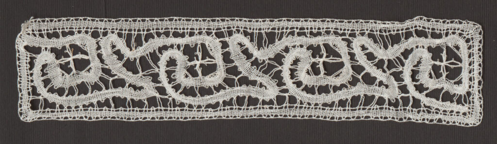 Motív paličkovaný