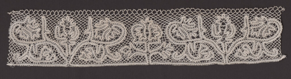 Čipka paličkovaná