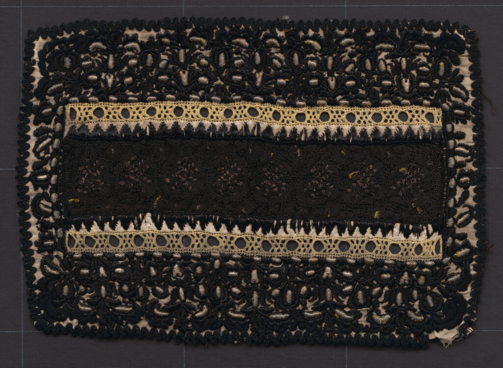 Výšivka z rukávcov