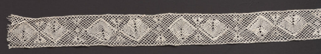 Čipka paličkovaná