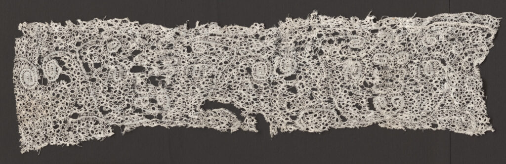 Čipka z kútnej plachty