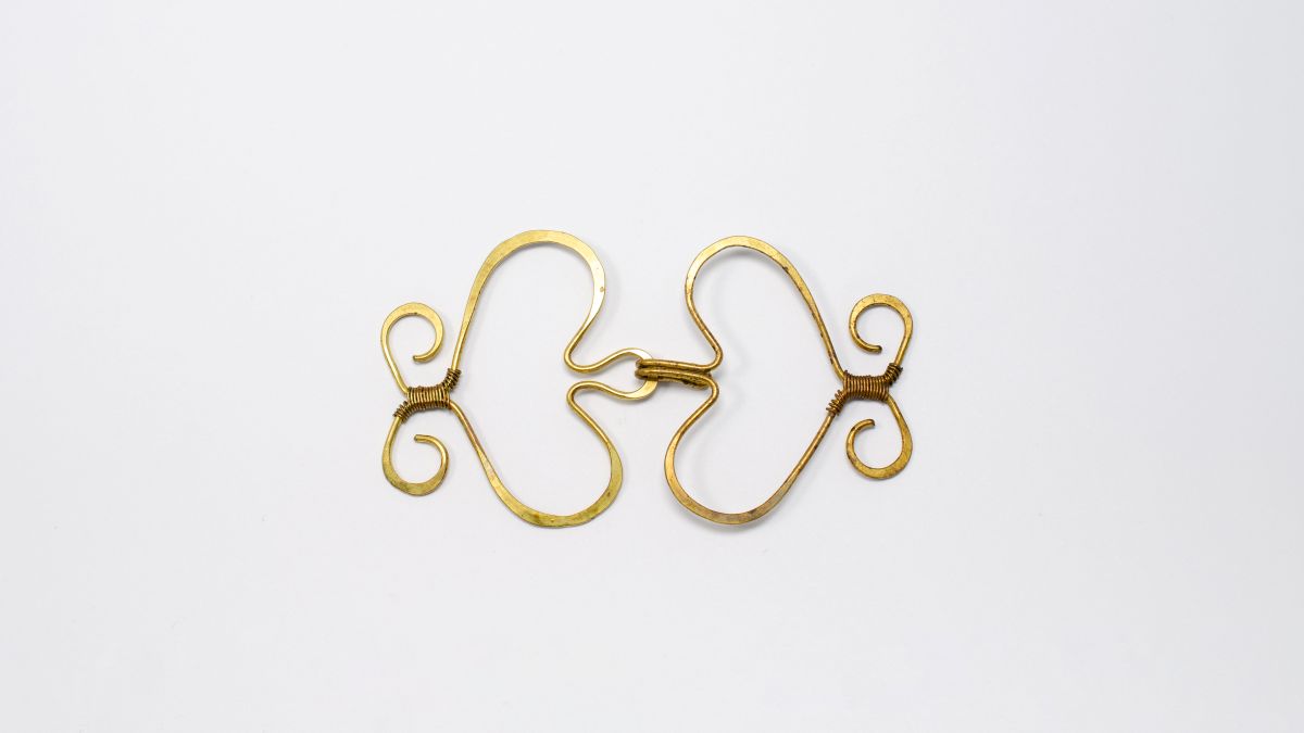 Spínadlo párové na odev mosadzné drôtené