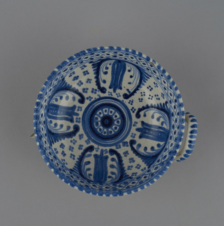Miska keramická s modrým dekórom