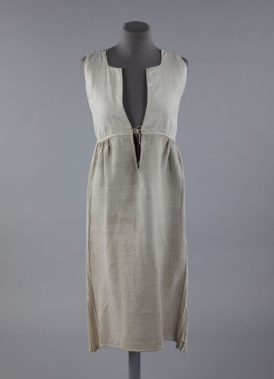 Skirt with an apron