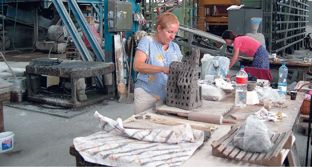 Gabriela Luptáková – Profession: ceramics maker