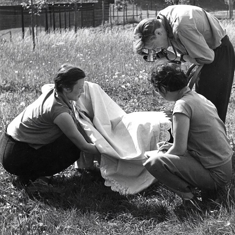 Publikácia ÚĽUV 1945 – 1989. Remeslo so značkou