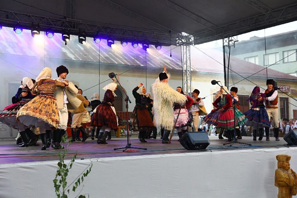 Zobraziť fotografiu Gemersko-malohontské folklórne slávnosti Klenovská Rontouka