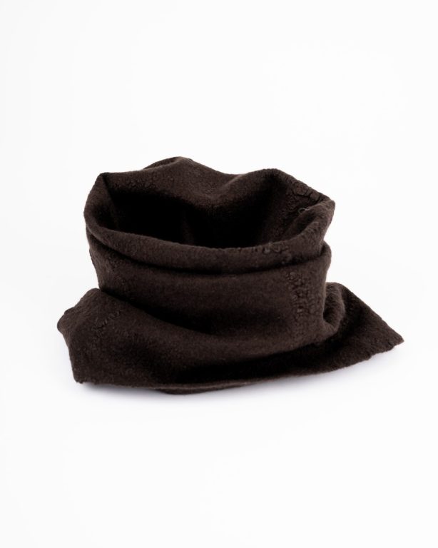 Nákrčník plstený