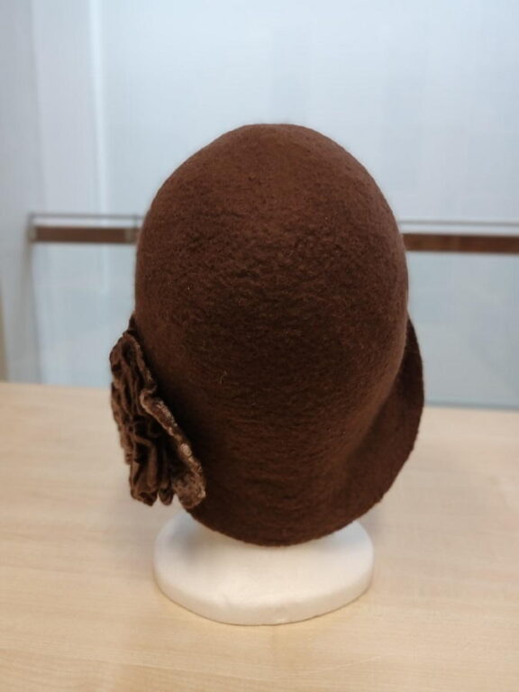 Zobraziť fotografiu Plstený klobúk