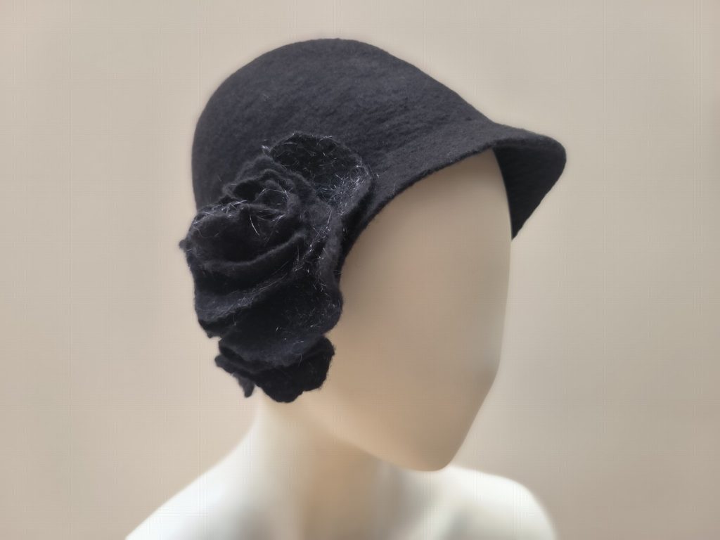 Zobraziť fotografiu Plstený klobúk