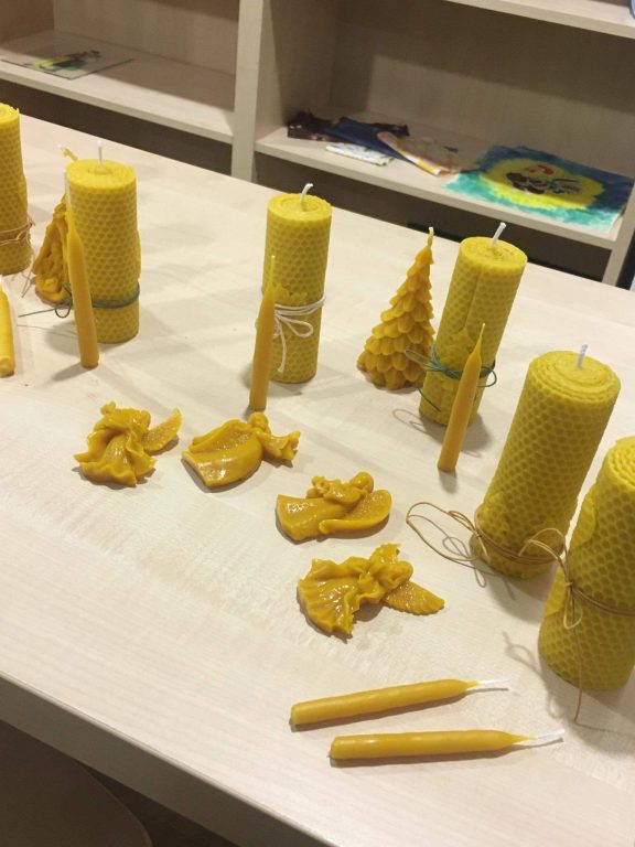 Zobraziť fotografiu Sviečky z včelieho vosku