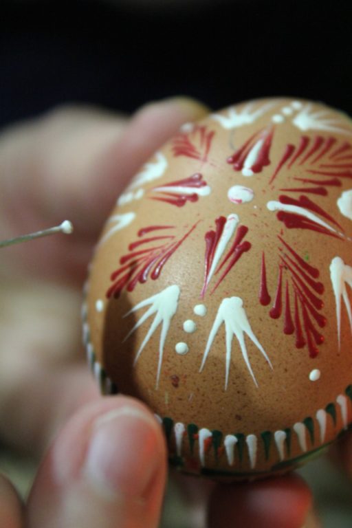 Zobraziť fotografiu Zdobenie kraslíc voskovaním