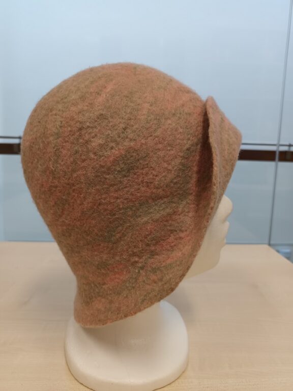 Zobraziť fotografiu Plstený klobúk