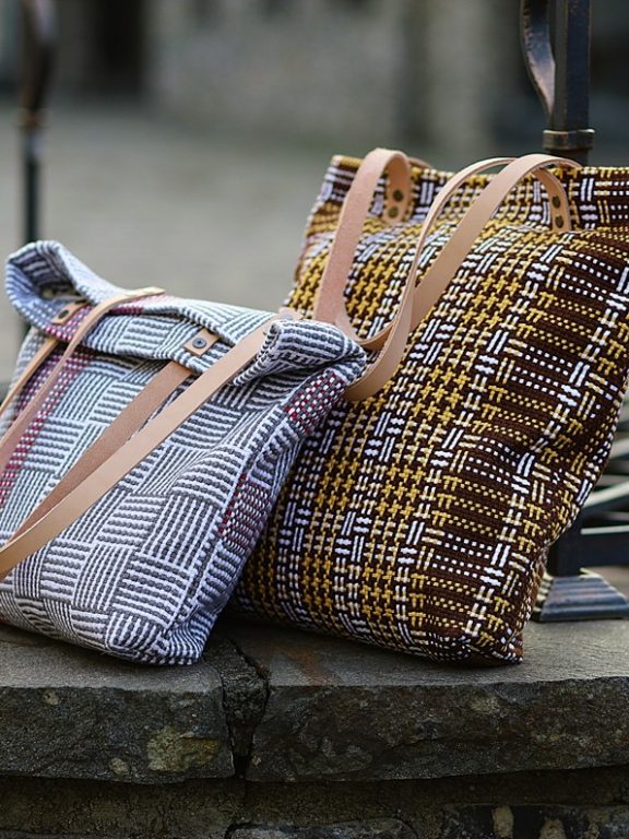 Zobraziť fotografiu Tkanie na krosnách – taška