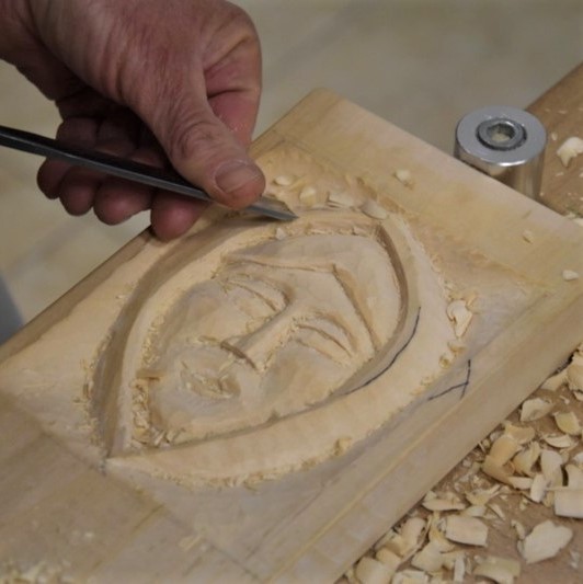 Základy drevorezby – reliéf