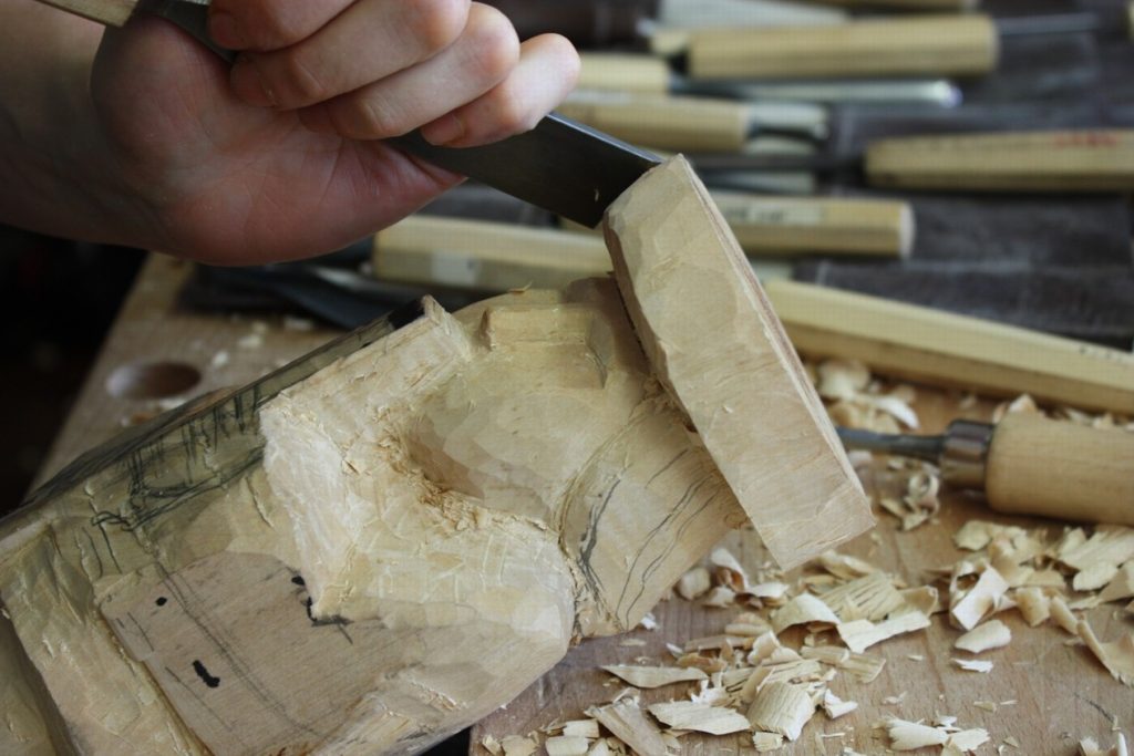 Zobraziť fotografiu Figurálna socha – muzikant