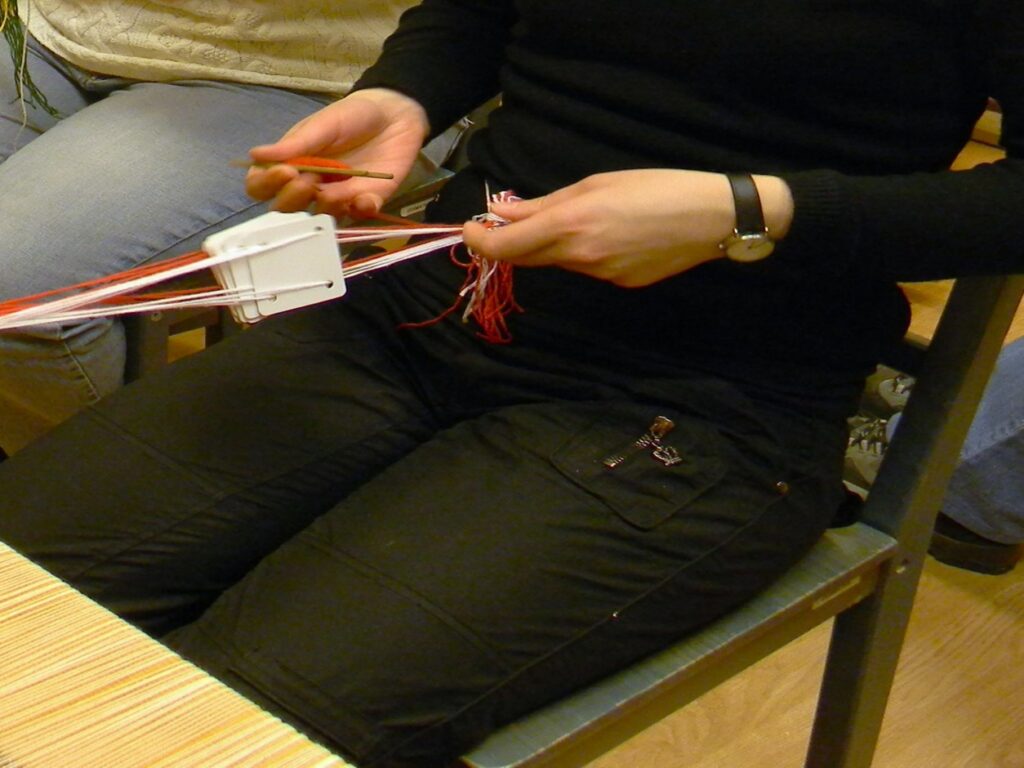 Zobraziť fotografiu Tkanie na kartičkách