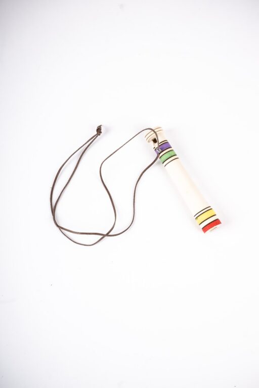 Píšťalka sústružená, 2-dierková s koženou šnúrkou