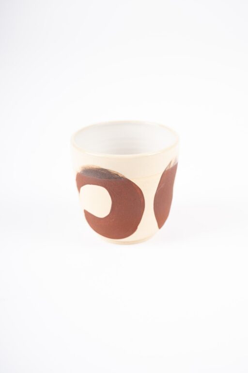 Hrnček kameninový  maľovaný hlinou