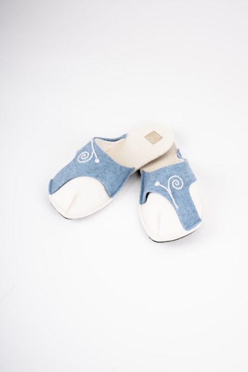 Papuče vlnené – vyšívaný vzor „špirála“