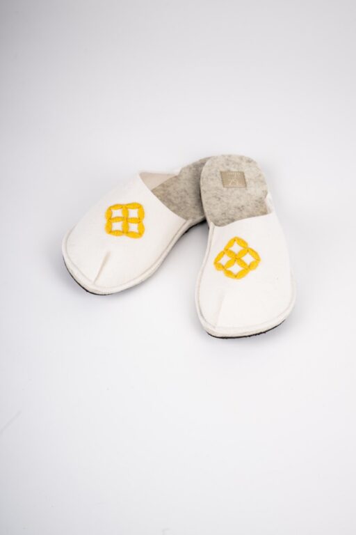 Papuče vlnené – vyšívaný vzor „kruhy“