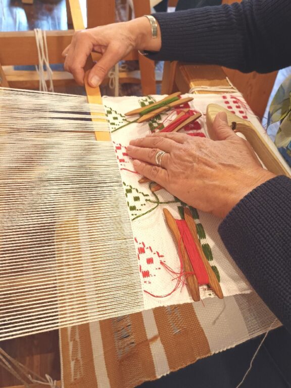 Loom Weaving Course