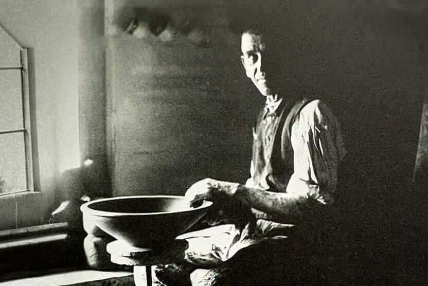 Domácka výroba a remeslá na Slovensku pred vznikom ÚĽUV-u