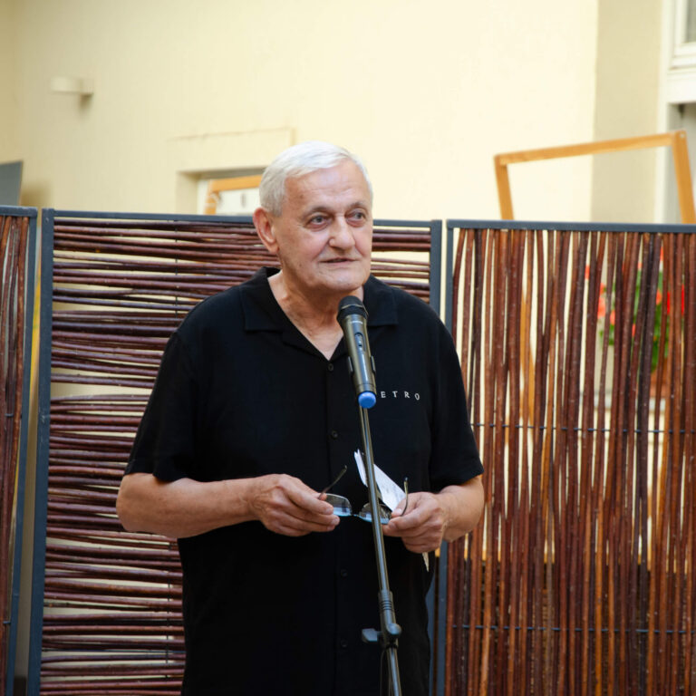 Show photo Jeden z kurátorov výstavy, Ladislav Jurovatý